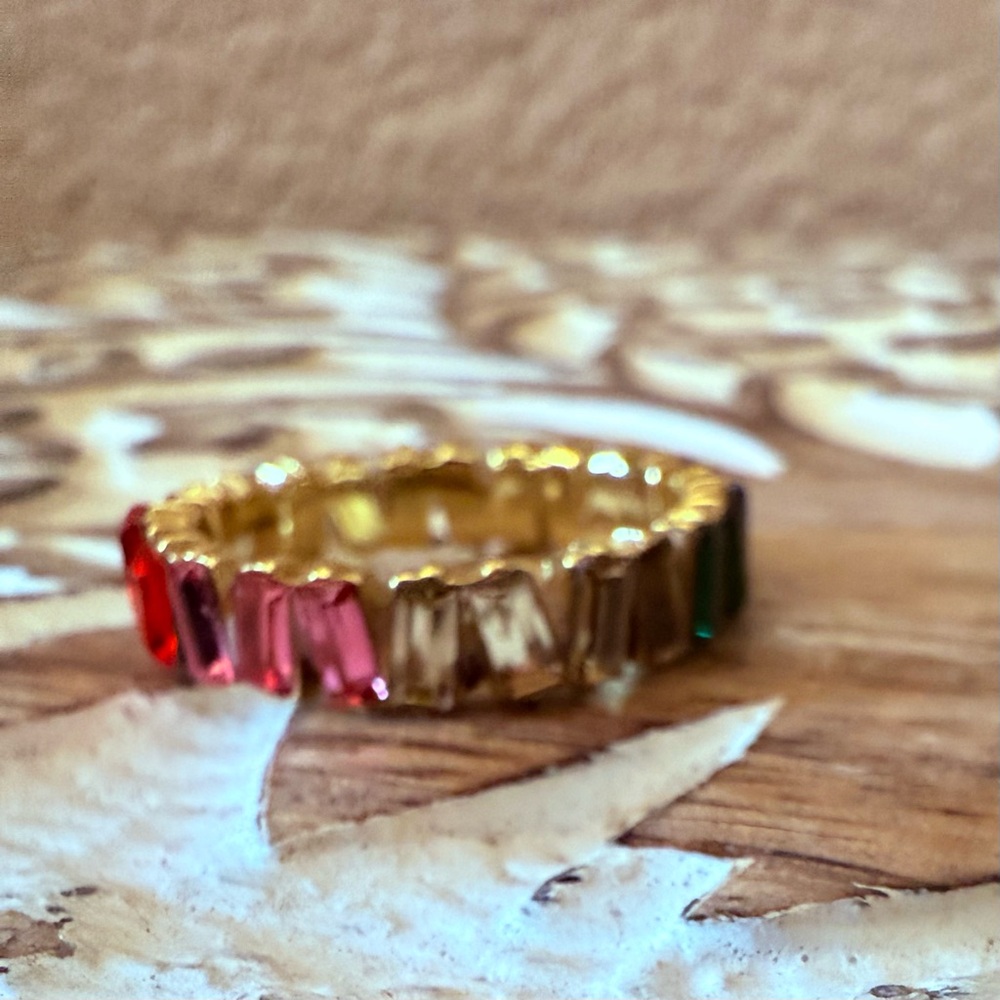 Gold Band Ring with Multicolor Stones Size 8